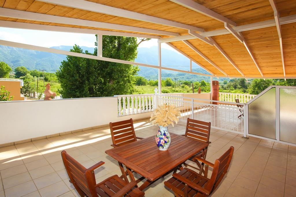 Nereids Apartments And Studios Chrysi Ammoudia Bagian luar foto